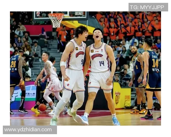 上海篮球队在世锦赛积分榜上以94分稳居第一名展现强劲实力 上海篮球队在世锦赛积分榜上以94分稳居第一名展现强劲实力