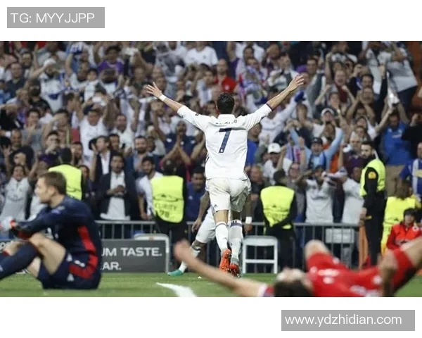 退役足球明星的辉煌岁月与传奇故事全景图鉴 退役足球明星的辉煌岁月与传奇故事全景图鉴